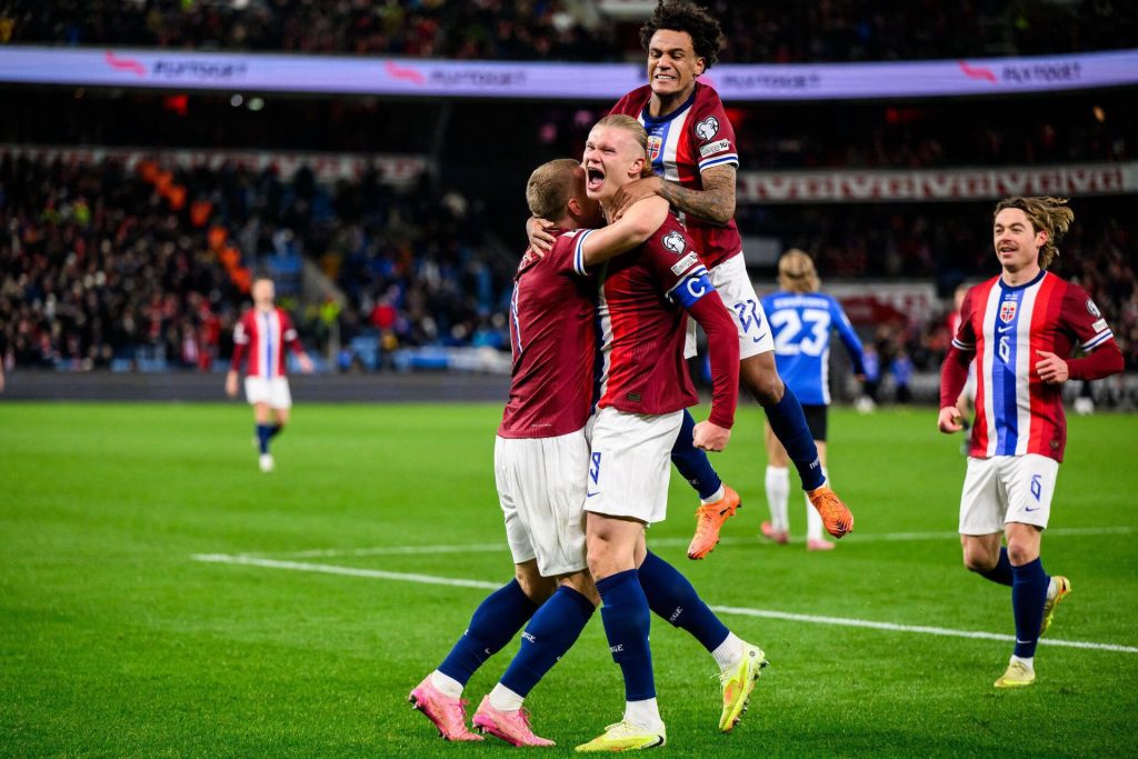 Na Uy dự VCK World Cup 2026 sau khi hủy diệt Italia nhờ cú đúp của Haaland